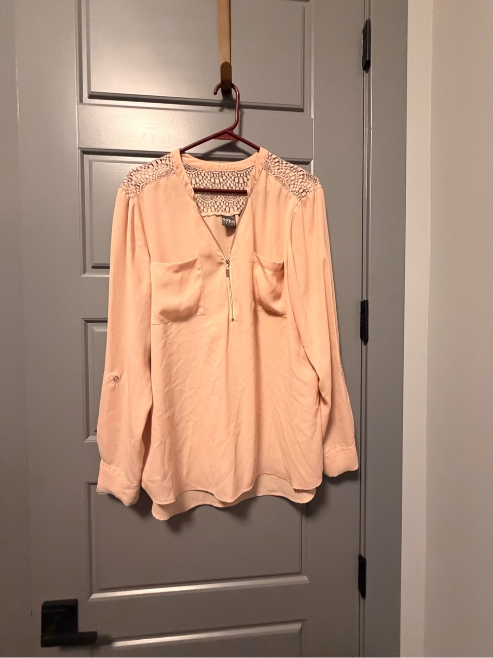New York & Company Peach Crochet-Shoulder V-Neck Blouse XL